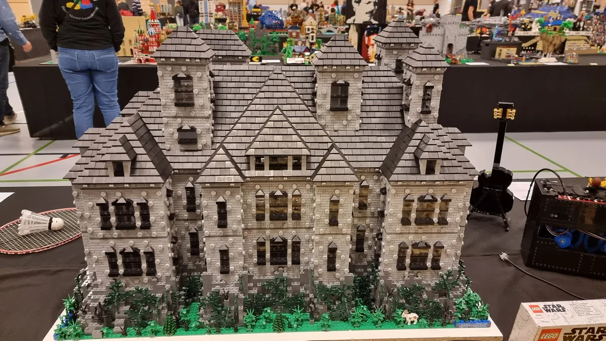 Verschiedene Lego-Modelle von diversen Ausstellungen.